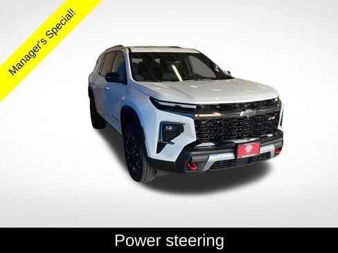 Used 2025 Chevrolet Traverse Z71 w/ Driver Confidence Package AWD/4WD image 16