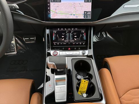 Used 2025 Audi RS Q8 performance w/ Executive Package image 18