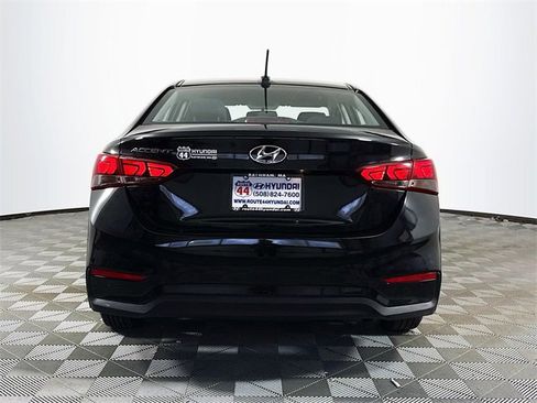 Used 2019 Hyundai Accent SEL image 7