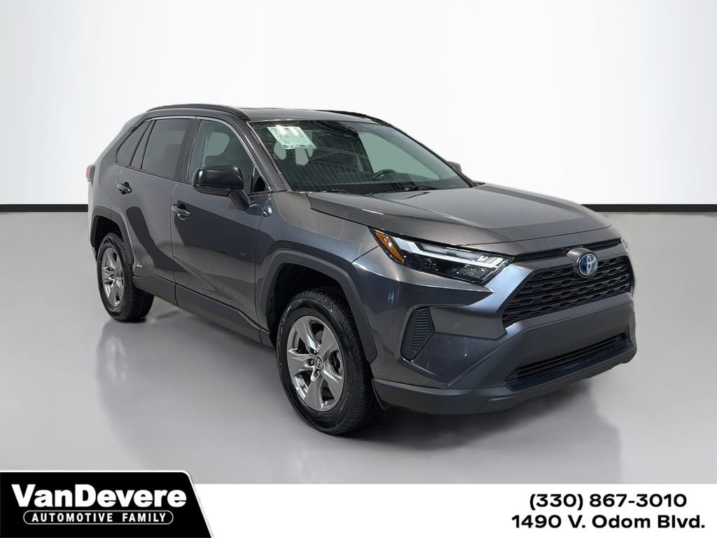 Used 2023 Toyota RAV4 LE AWD/4WD image 1