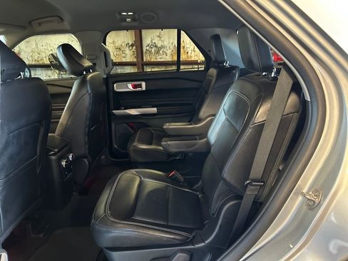 Used 2023 Ford Explorer Limited w/ Equipment Group 301A image 25