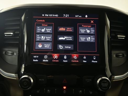 Used 2019 RAM 1500 Laramie image 29