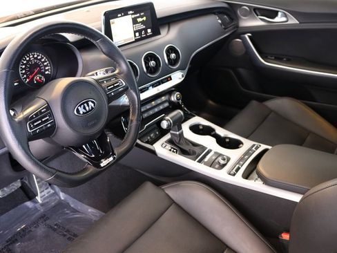 Used 2020 Kia Stinger GT1 image 20