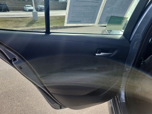 Used 2025 Toyota Corolla SE image 14