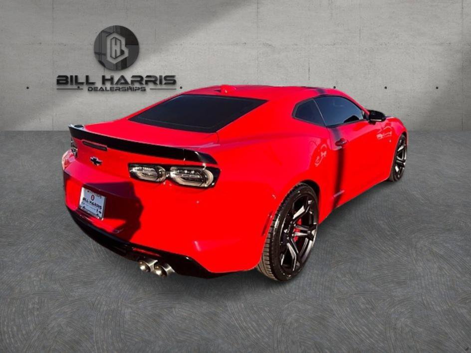 Used 2019 Chevrolet Camaro SS RWD image 6
