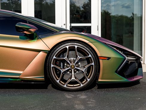Used 2024 Lamborghini Revuelto AWD/4WD image 46