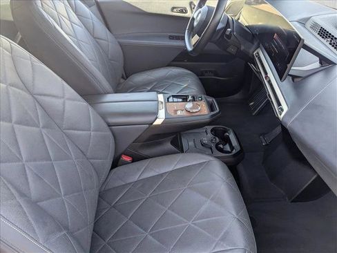 Certified 2023 BMW iX xDrive50 w/ Premium Package image 22