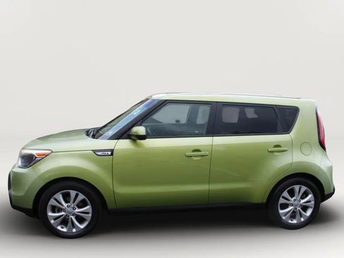Used 2015 Kia Soul + FWD image 5