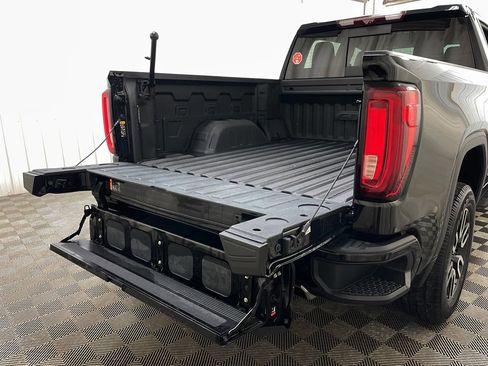 Used 2022 GMC Sierra 1500 AT4 w/ AT4 Premium Package AWD/4WD image 50