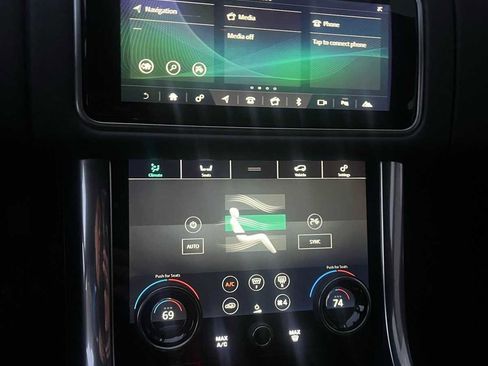 Used 2019 Land Rover Range Rover Sport HSE image 22