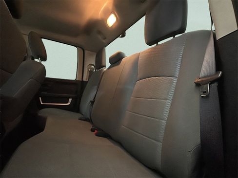 Used 2016 RAM 1500 Express w/ Black Ram 1500 Express Group image 10