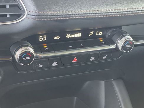 Used 2023 MAZDA MAZDA3 s image 33