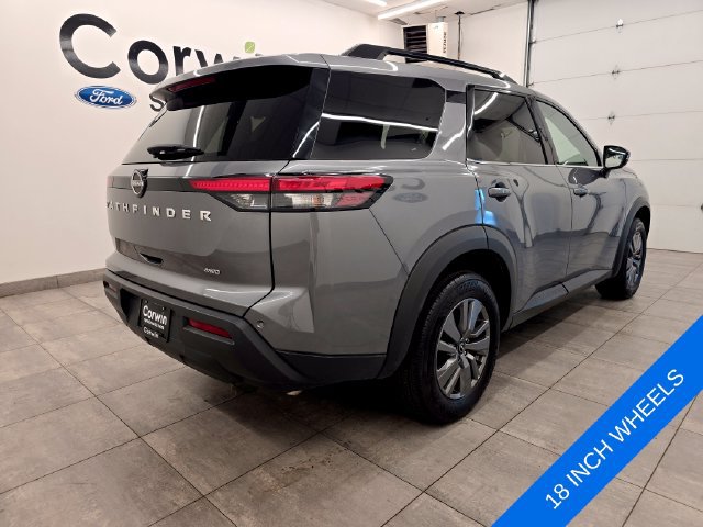 Used 2025 Nissan Pathfinder SV AWD/4WD image 8