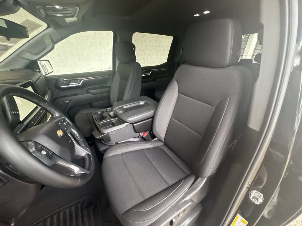 Certified 2024 Chevrolet Silverado 1500 LT AWD/4WD image 19
