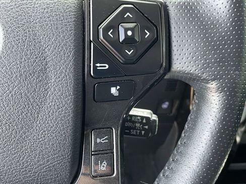 Used 2024 Toyota 4Runner TRD Off-Road Premium w/ Moonroof Package AWD/4WD image 19
