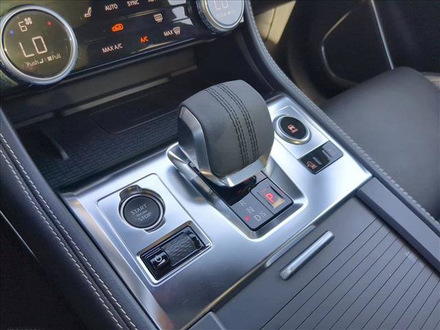 Used 2024 Jaguar F-PACE R-Dynamic S AWD/4WD image 12