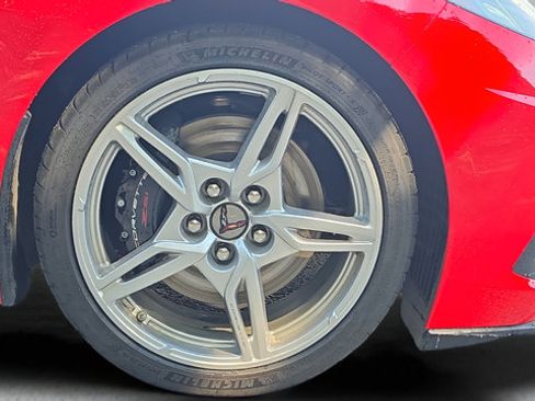 Used 2023 Chevrolet Corvette Stingray Preferred Cpe w/ Z51 Performance Package RWD image 17