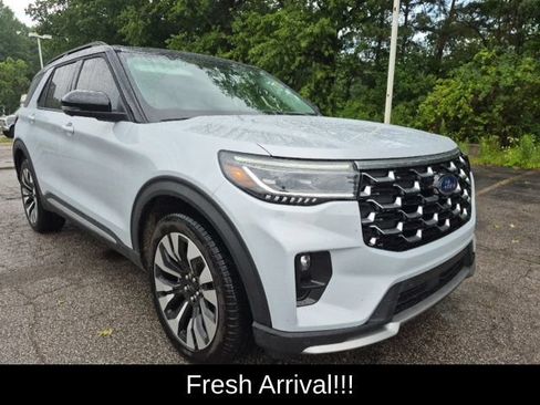 Used 2026 Ford Explorer Platinum w/ LUX Leather Package AWD/4WD image 6