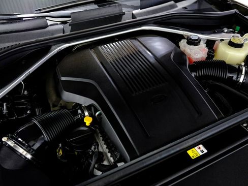 Used 2024 Land Rover Range Rover Long Wheelbase Autobiography AWD/4WD image 43