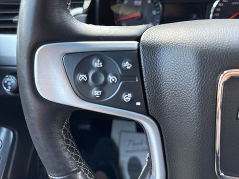 Used 2017 GMC Yukon SLT image 40