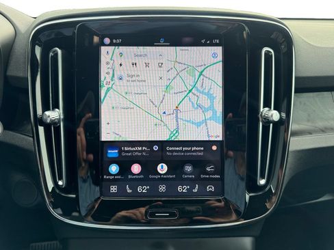 Certified 2023 Volvo XC40 Recharge Plus w/ Protection Package Premier AWD/4WD image 20