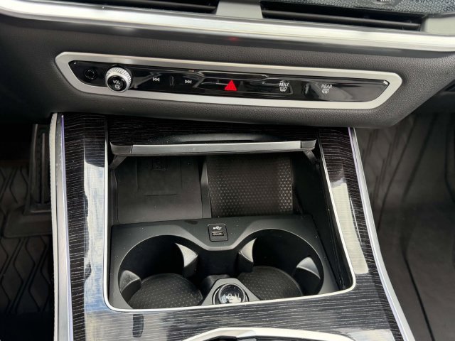 Used 2026 BMW X5 xDrive40i w/ M Sport Package AWD/4WD image 22