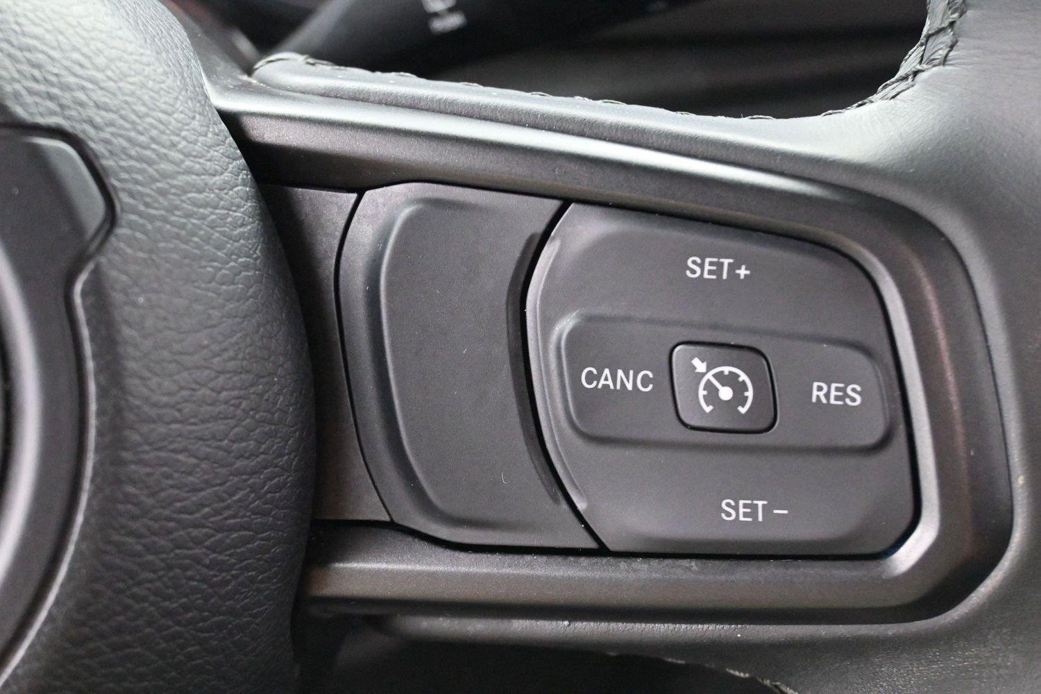 Used 2022 Jeep Wrangler Unlimited Sport AWD/4WD image 18