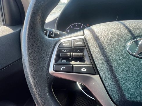 Used 2019 Hyundai Accent SE FWD image 16