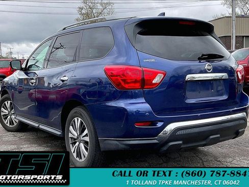 Used 2020 Nissan Pathfinder SV FWD image 4