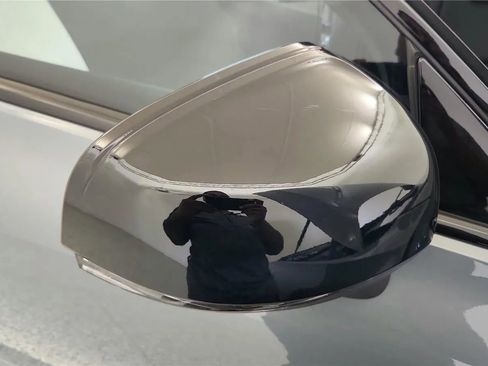 Used 2023 Volvo S60 T8 Plus image 18