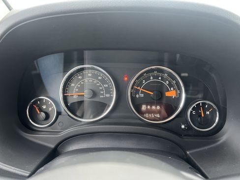 Used 2016 Jeep Compass High Altitude FWD image 18