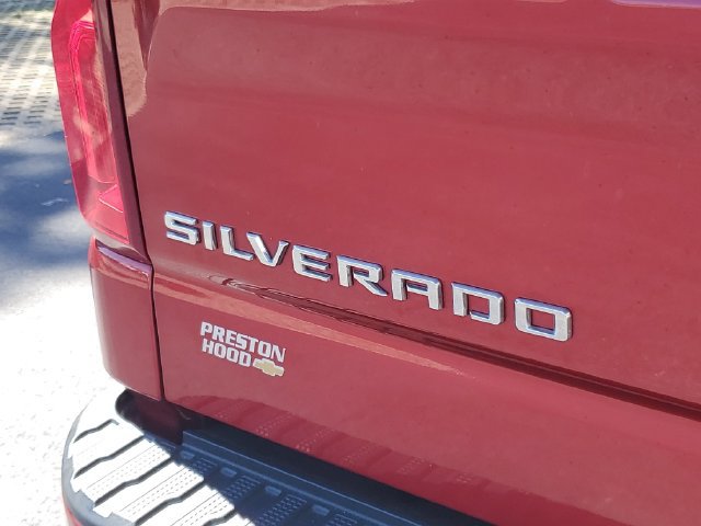 Used 2021 Chevrolet Silverado 1500 RST w/ Convenience Package II AWD/4WD image 9