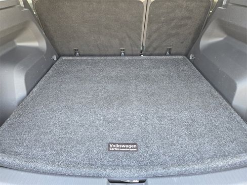 Used 2022 Volkswagen Atlas Cross Sport SE image 33