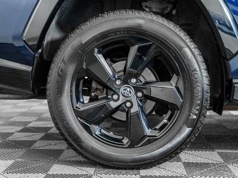 Used 2019 Toyota RAV4 XSE image 20