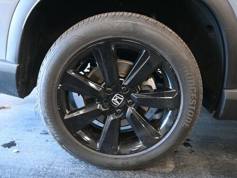 Used 2025 Honda Pilot Black Edition image 35