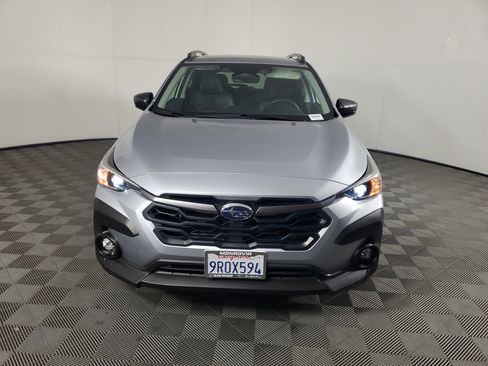 Used 2024 Subaru Crosstrek 2.0i Premium image 9