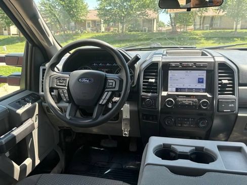 Used 2022 Ford F250 XLT w/ XLT Premium Package AWD/4WD image 29