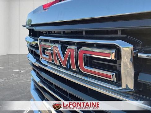 Used 2024 GMC Sierra 2500 SLE w/ SLE Convenience Package AWD/4WD image 9