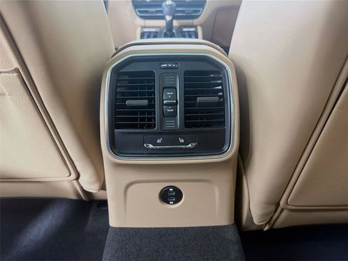 Certified 2023 Porsche Macan Turbo AWD/4WD image 21