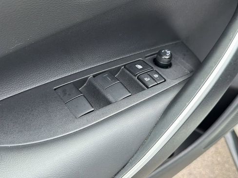 Certified 2025 Toyota Corolla SE FWD image 15