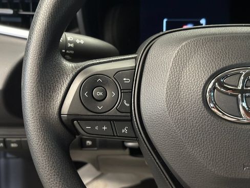 Used 2026 Toyota Corolla LE FWD image 11