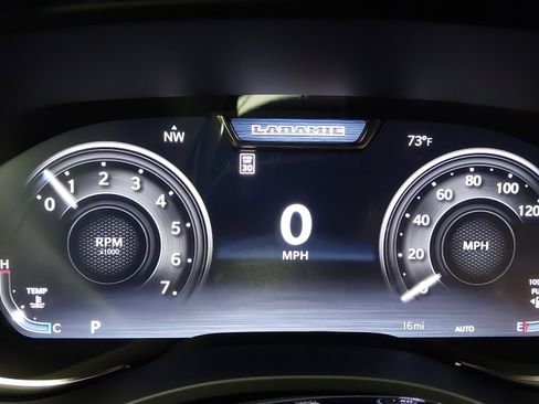 New 2026 RAM 1500 Laramie AWD/4WD image 19