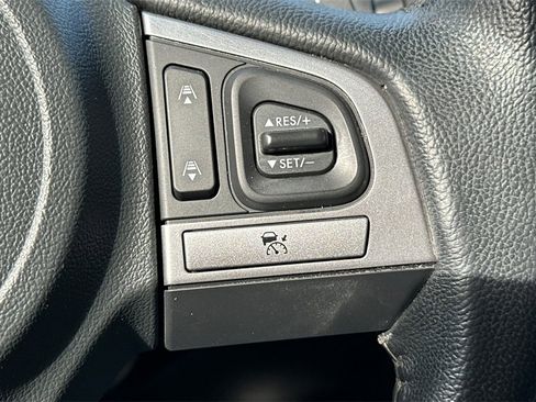 Used 2015 Subaru Outback 3.6R Limited image 30