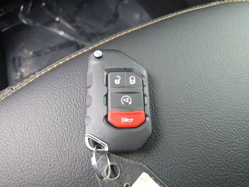 New 2026 Jeep Gladiator Sport image 27