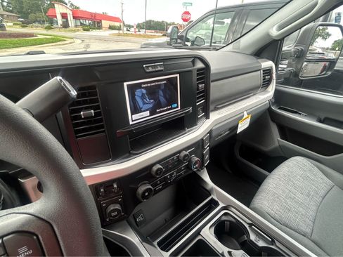 New 2026 Ford F350 XLT AWD/4WD image 48