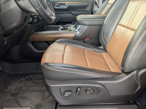 Certified 2024 Chevrolet Silverado 2500 High Country w/ Technology Package image 18