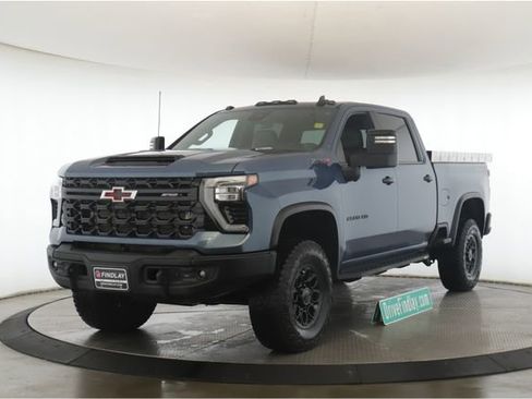Used 2024 Chevrolet Silverado 2500 ZR2 w/ ZR2 Bison Edition AWD/4WD image 10