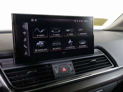 Used 2023 Audi Q5 2.0T Premium Plus w/ Premium Plus Package image 6