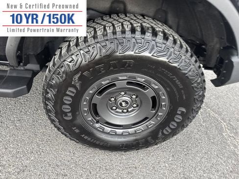 Used 2024 Ford Bronco Outer Banks image 12