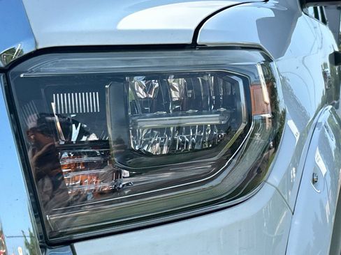Used 2018 Toyota Tundra SR5 w/ TRD Off Road Package AWD/4WD image 8